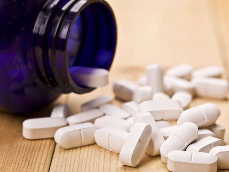 With osteochondrosis, drugs that relieve pain and inflammation are prescribed. 
